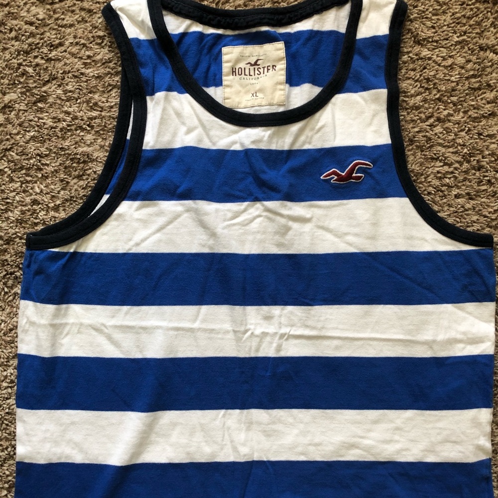 Men's tank top.